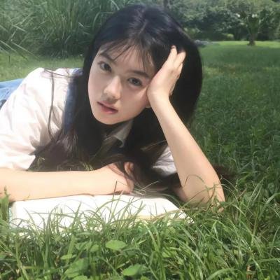 女帝还是小可怜，被我收养